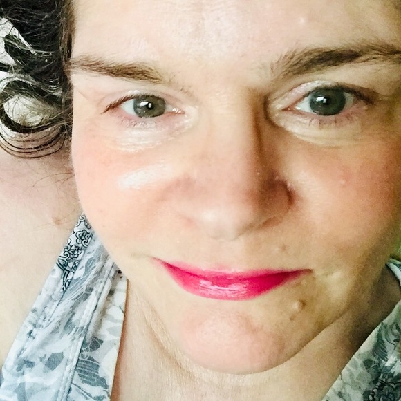 Meet your Posher, Ruth - Picture 1 of 1